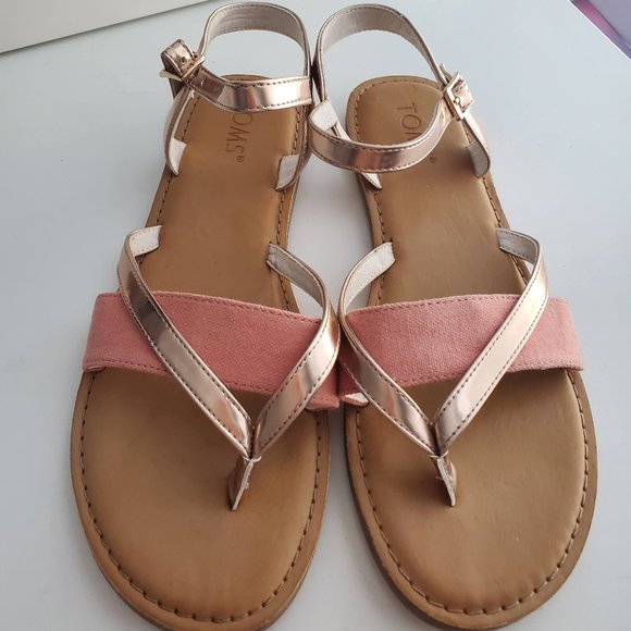 Toms Lexie Pink and Rose Gold Sandals - Picture 2 of 3